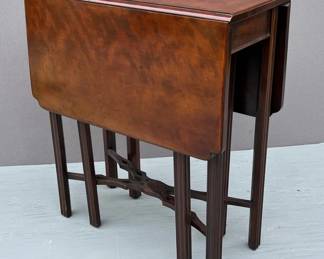 Dimunitive drop leaf figured hardwood table