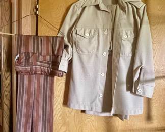 RETRO CLOTHES