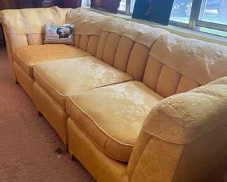 VINTAGE SECTIONAL SOFA