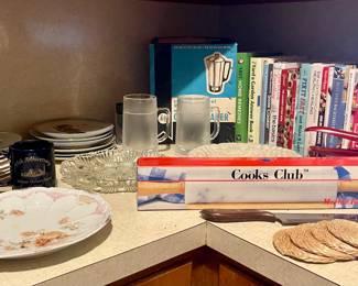 VINTAGE DECORATIVE PLATES, COOKBOOKS