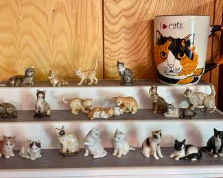 MINIATURE CAT FIGURINES