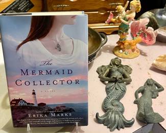 THE MERMAID COLLECTOR BY ERIKA MARKS, CAST IRON MERMAID WALL HOOK