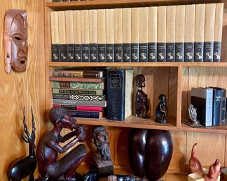 AFRICAN CARVED WOOD, VINTAGE BOOKS, ENCYCLOPEDIA INTERNATIONAL