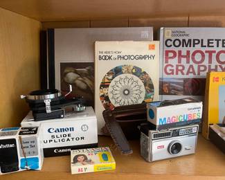 VINTAGE CAMERAS INCLUDING AUTOMATIC 8 KODAK, KODAK INSTAMATIC 104, & CANON SLIDE DUPLICATOR