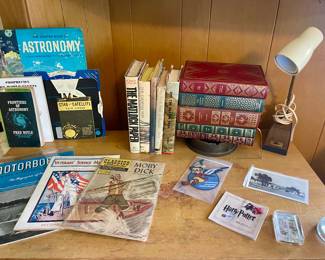 CLASSICS ILLUSTRATED MOBY DICK, INTERNATIONAL COLLECTORS LIBRARY BOOKS HARRY POTTER STAMPS