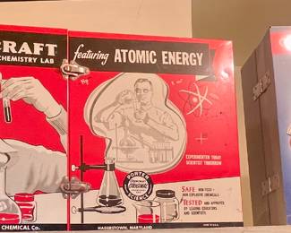 POTTER CHEMCRAFT CHEMISTRY LAB FEATURING ATOMIC ENERGY, GILBERT MICROSCOPE & LAB SET