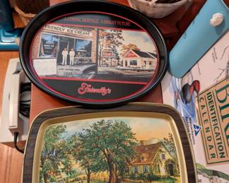 trays