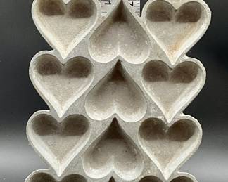 Cast Iron Heart Gem Pan