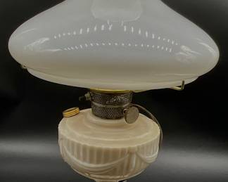 Aladdin Lincoln Drape Oil lamp B-75