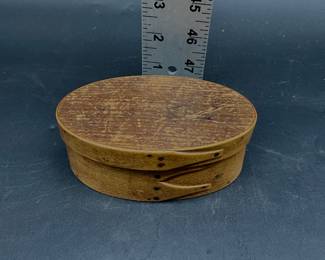 Antique Shaker Oval Finger Box