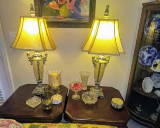 Matching end tables and lamps