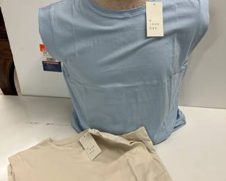 Women's sleeveless tops