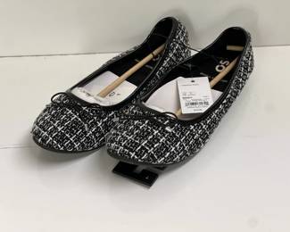 Women's casual flats