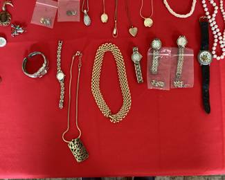Costume jewelry 3