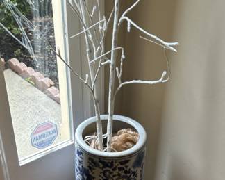 Floral Urn with LIghted Tree