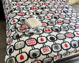 Corin collection bedding