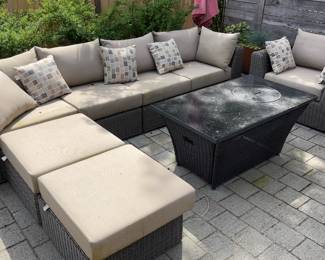 Outdoor patio furniture