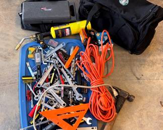 Tool chest builder