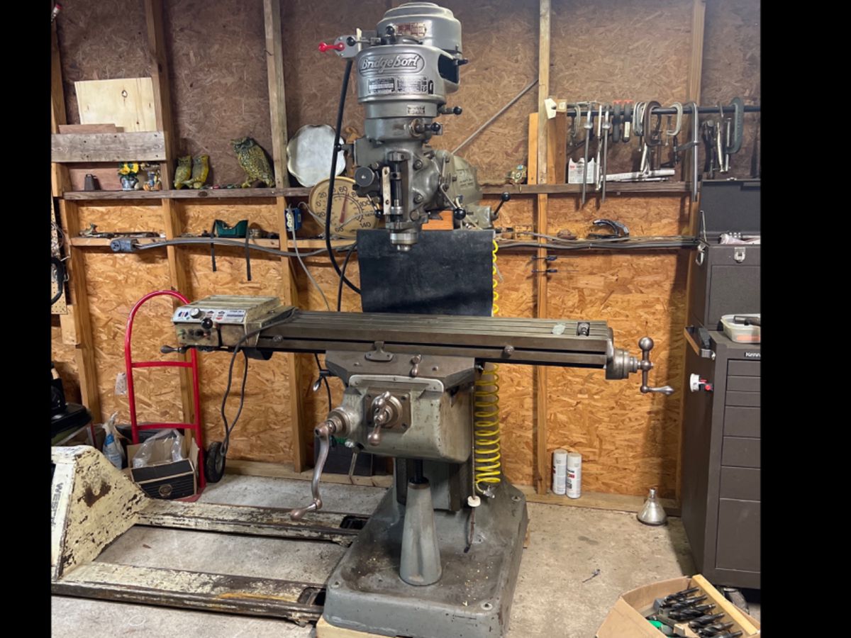 Bridgeport J Head Milling Machine