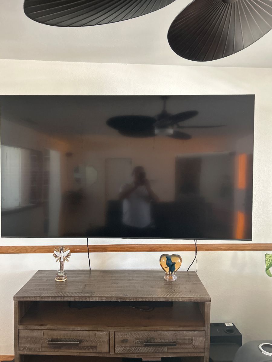 Samsung 72” TV with wall mount bracket