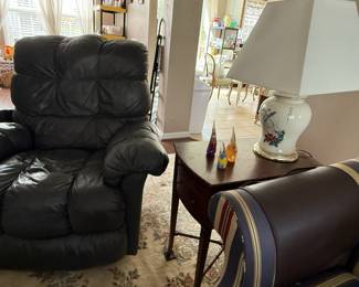 recliner , couch