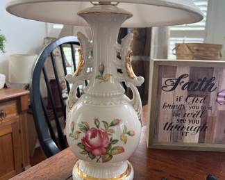 Urn Lamp vintage