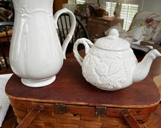 Southern Living Gallery Pitcher