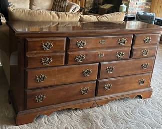 Wood Dresser