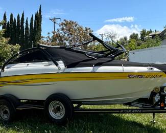 2006 Four Winns Boat
