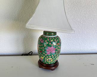 Asian jar lamp