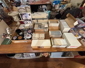 Hockey sport cards and memorabilia