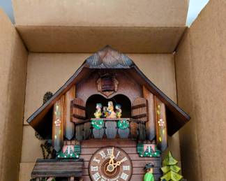 Vintage Schneider
Authentic Black Forest Cuckoo Clock. Tested, works!