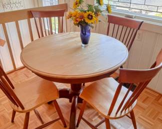 Made in Canada Wood Dining Room Set