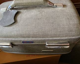 Mid Century American Tourist Travel Case