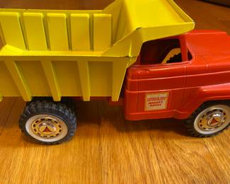 Vintage Hubley Mighty Metal Dump Truck