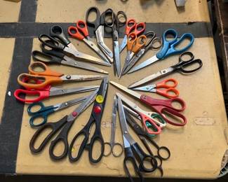 LOT OF SCISSORS