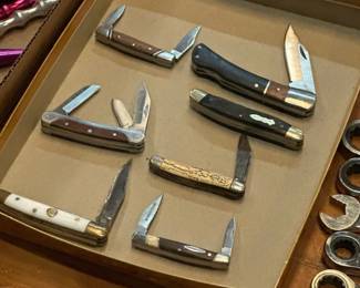 LOT OF 7 KNIVES