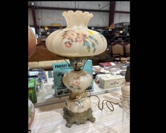 VINTAGE LAMP