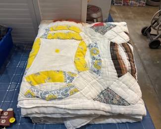 VINTAGE QUILT