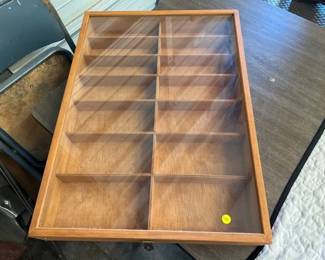 DISPLAY BOX