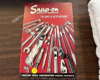 SNAPON METAL SIGN