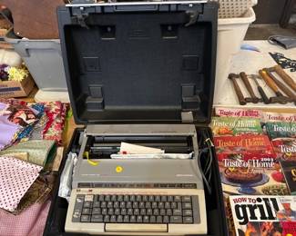 SMITHCORONA TYPE WRITER