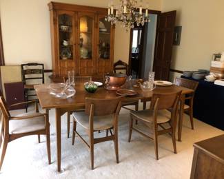 Lane Mid Century Modern dining table with 6 chairs, 3 leaves and sideboard-basket weave motif