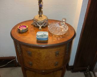 Beautiful pair of satinwood end tables or nightstands 
