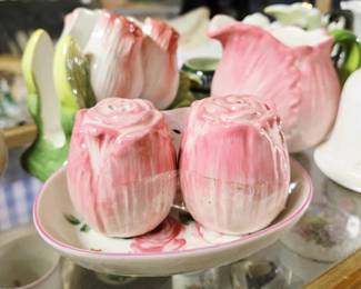 Pink Floral shakers