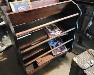 Library cabinet