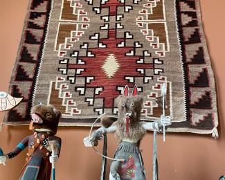 Navajo rug in Two Gray Hills pattern