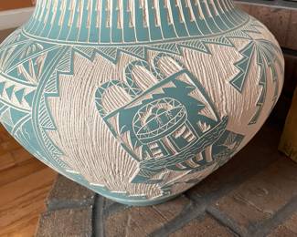 Contemporary Acoma Olla Pot signed M & R Romers