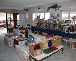 Family Room Overview-Access to back patio