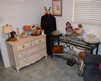 Front Bedroom Overview